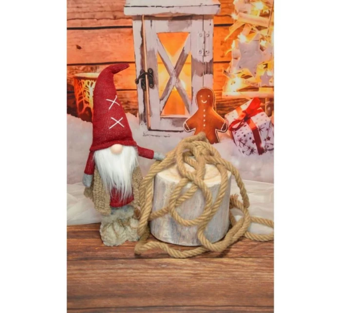 LIDOVÝ SKŘÍTEK S VOUSY 59CM