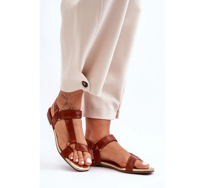 Ploché Dámské Sandály Na Zip Camel model 21627419 - Boto Ploché Dámské Sandály Na Zip Camel model 21627419 - Boto