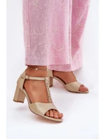 Dámské Sandály Na Podpatku S Dekorativním Páskem Eko Kůže Zlaté Triavera Dámské Sandály Na Podpatku S Dekorativním Páskem Eko Kůže Zlaté Triavera