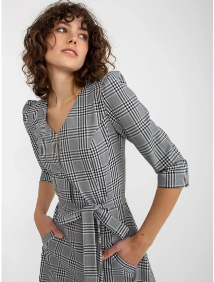 Sukienka LK SK model 21110905 biało czarny - FPrice