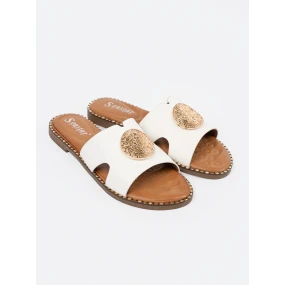 Výborné  nazouváky dámské bílé na plochém podpatku