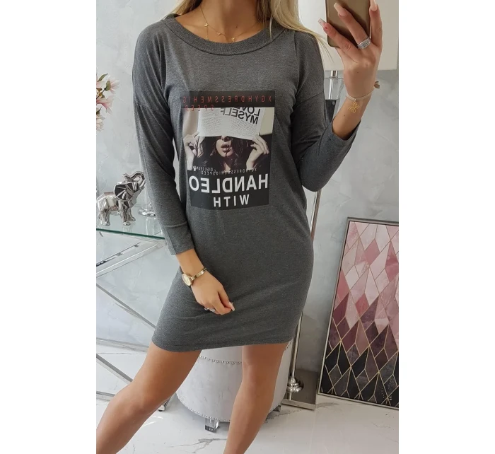 se šaty s potiskem model 18744056 - K-Fashion se šaty s potiskem model 18744056 - K-Fashion