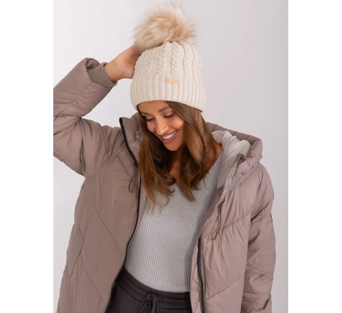 Czapka JK CZ model 18975362 beżowy - FPrice Czapka JK CZ model 18975362 beżowy - FPrice