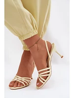 Sandály na podpatku  model 227437 Step in style