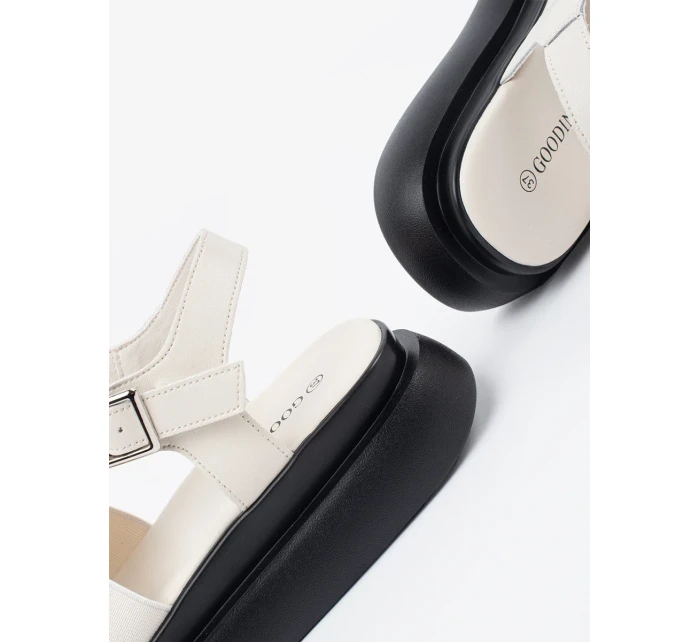 Trendy  sandály Jasnobeżowy dámské bez podpatku