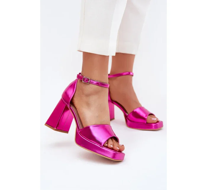 Sandály na podpatku  model 215001 Step in style