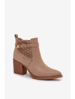 Dámské perforované kotníkové boty na podpatku s vzorem a zlatým přezkou Béžové model 22009808 - Boto