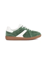 Komfortní tenisky bílé dámské na plochém podpatku Komfortní tenisky bílé dámské na plochém podpatku