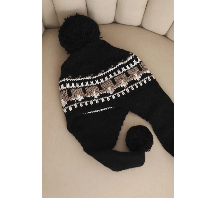 Dámská zimní čepice vlněná s ušními klapkami a bambulkami K436 černá + moka Dámská zimní čepice vlněná s ušními klapkami a bambulkami K436 černá + moka