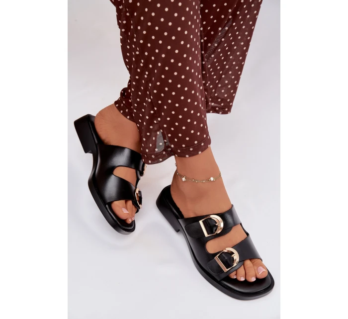 Dámské pantofle se zlatými sponami Černé model 21919167 - Boto