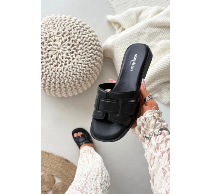 Dámské nazouváky na nízkém podpatku černé model 21900494 - Boto