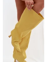 Kozačky s širokým dílem a záhyby na podpatku Žluté model 22031768 - Boto Kozačky s širokým dílem a záhyby na podpatku Žluté model 22031768 - Boto