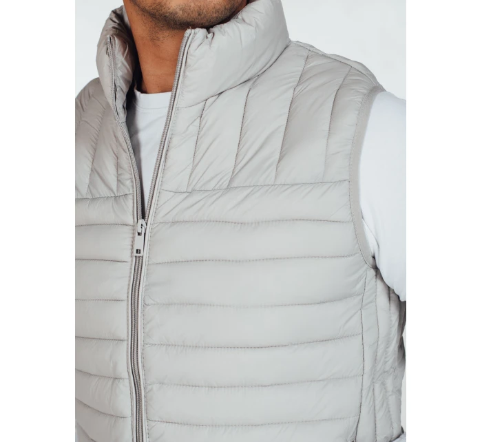 Pánská prošívaná vesta světle šedá model 21991566 - Dstreet Pánská prošívaná vesta světle šedá model 21991566 - Dstreet