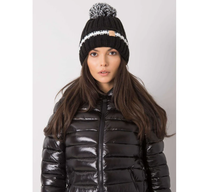 Dámská čepice.92 černá