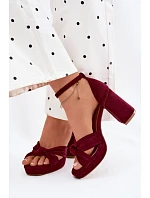 Dámské sandály na podpatku z imitace semiše bordové model 22107184 - Boto