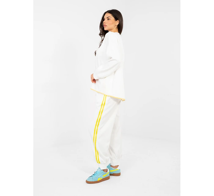 Spodnie dresowe IT DR model 22067012 ecru - FPrice Spodnie dresowe IT DR model 22067012 ecru - FPrice