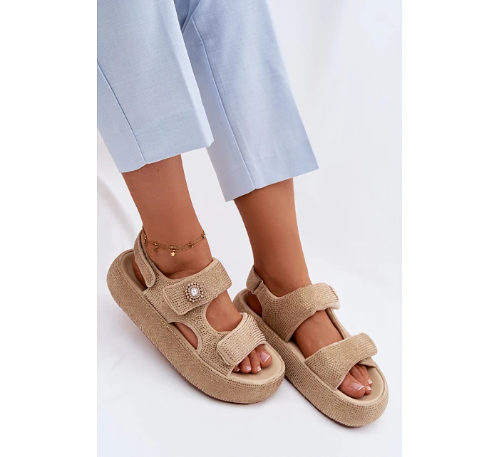 Ozdobené dámské sandály na platformě GOE TT2N4101 béžové