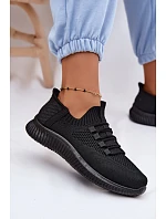 Materiálové model 22130407 Sportovní Dámské Boty Černé Olive - Boto