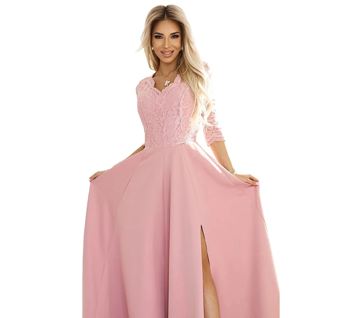 Dámské dlouhé krajkové šaty model 22074821 AMBER pudrově růžové - numoco