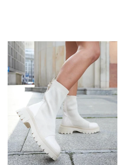 Boty model 204605 Solea Boty model 204605 Solea