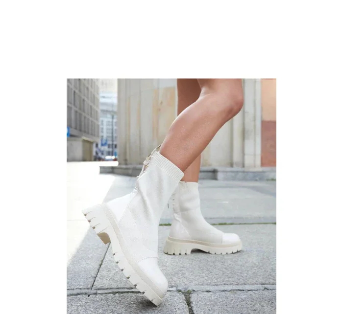 Boty model 204605 Solea Boty model 204605 Solea