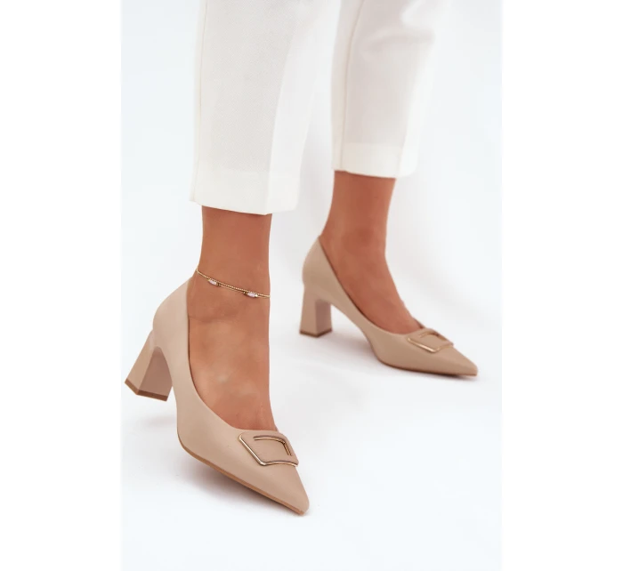 Dámské lodičky na širokém podpatku s ozdobnou sponou Seriva – nude