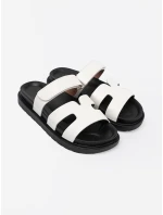 Módní nazouváky bílé dámské platforma Módní nazouváky bílé dámské platforma