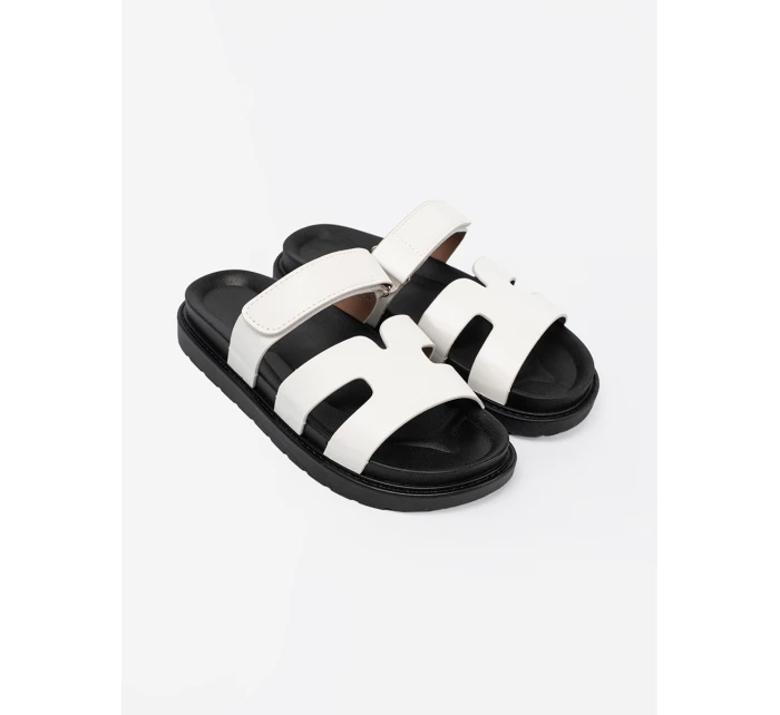 Módní nazouváky bílé dámské platforma Módní nazouváky bílé dámské platforma