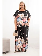 Dámský komplet Plus Size s halenkou a kalhotami s květinovým vzorem a širokými nohavicemi černý