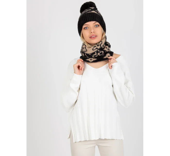 Tunelová šála AT KM CM 331 černá a béžová Tunelová šála AT KM CM 331 černá a béžová