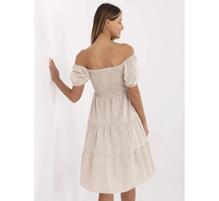 Sukienka MI SK model 21142059 beżowy - FPrice