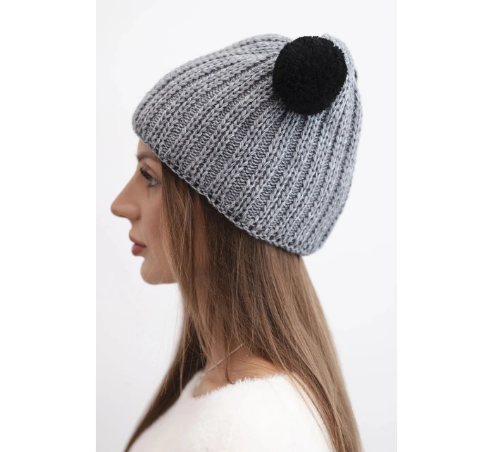Dámská zimní pletená čepice s bambulí K433 tmavě šedá Dámská zimní pletená čepice s bambulí K433 tmavě šedá