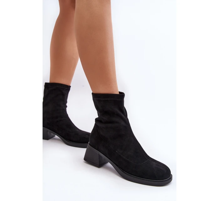 Dámské botky na nízkém podpatku hnědé model 21642138 - EVENTO Dámské botky na nízkém podpatku hnědé model 21642138 - EVENTO