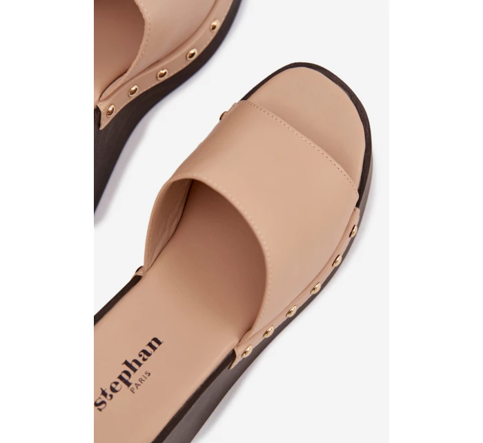 Dámské nazouváky na platformě se zlatými cvoky Béžové Arionne