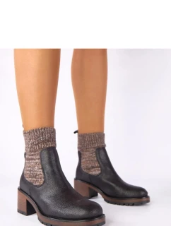 Boty na podpatku  model 222348 Solea