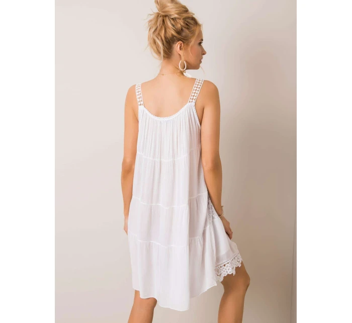 Šaty TW SK BI 81593.28 bílých