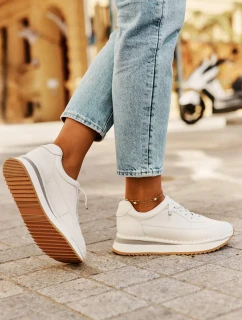 Dámské tenisky na platformě Big Star – bílé