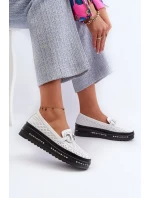 Dámské kožené mokasíny na platformě s ozdobou S.Barski bílá Dámské kožené mokasíny na platformě s ozdobou S.Barski bílá