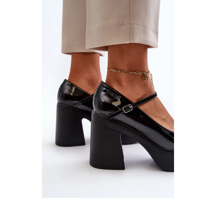 Dámské lakované polobotky na platformě a sloupku Big Star model 21653928 černé - Big Star Shoes