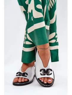 Sandály Na Ploché Podpatky S Dekorací Eko Kůže Stříbrné Tillireta