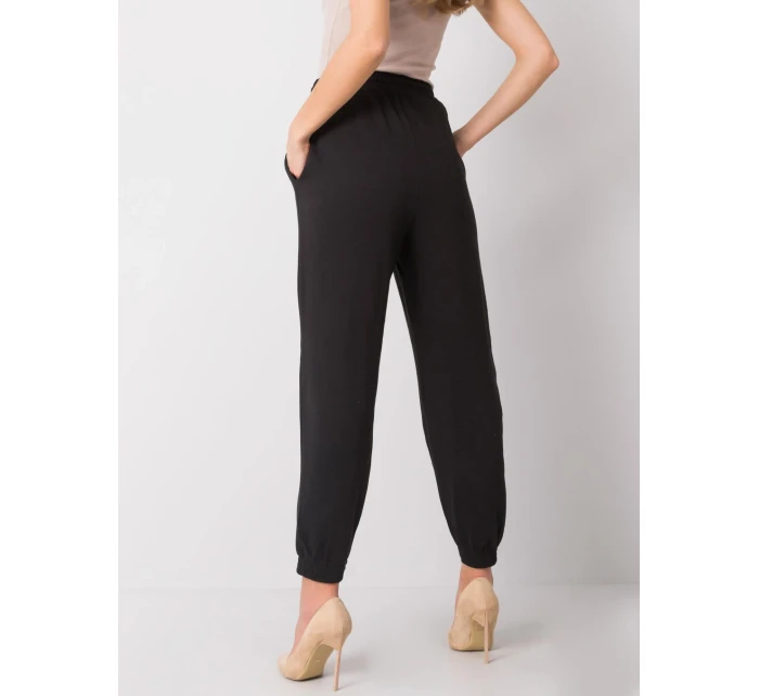 Tepláky TW DR G 080.17 černá Tepláky TW DR G 080.17 černá