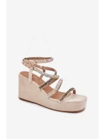 Dámské Sandály Na Klínu Se Na Béžové model 21702856 - Boto Dámské Sandály Na Klínu Se Na Béžové model 21702856 - Boto