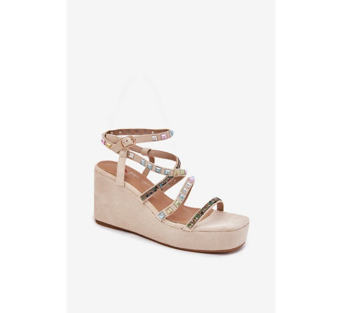Dámské Sandály Na Klínu Se Na Béžové model 21702856 - Boto Dámské Sandály Na Klínu Se Na Béžové model 21702856 - Boto