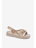 Kožené dámské sandály s ozdobou D&A GR61-5932 Zlaté Kožené dámské sandály s ozdobou D&A GR61-5932 Zlaté