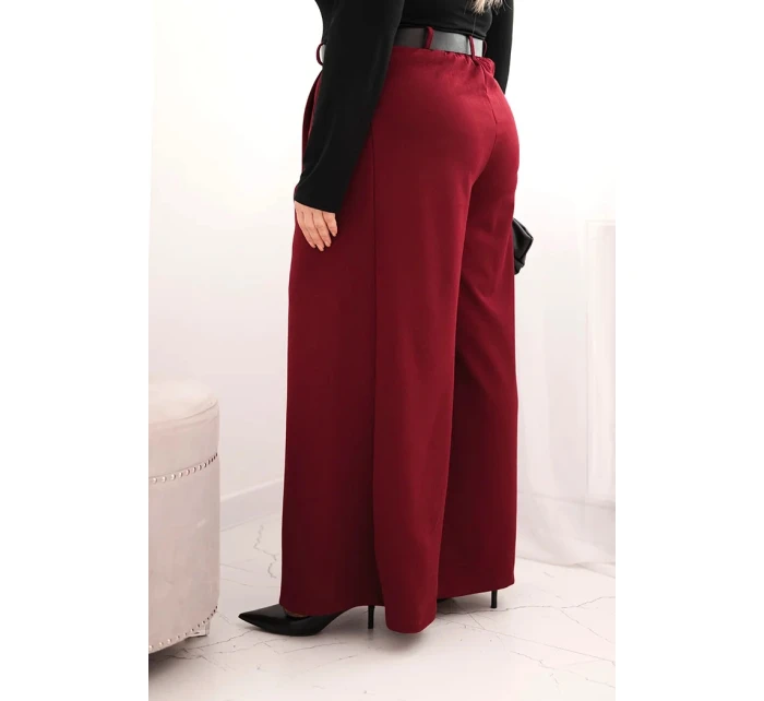 Dámské kalhoty Plus Size s širokým model 21753177 a páskem bordové - K-Fashion