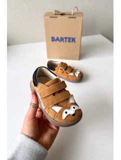 Kožené polobotky dětské s motivem  světle hnědé model 21958958 - Bartek S.A.