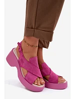 Kožené dámské sandály na platformě model 22101332 Fuchsiová - S.Barski Kožené dámské sandály na platformě model 22101332 Fuchsiová - S.Barski