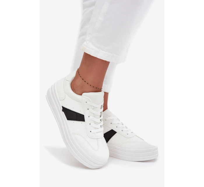 Dámské tenisky na platformě Elvessia – bílé Dámské tenisky na platformě Elvessia – bílé