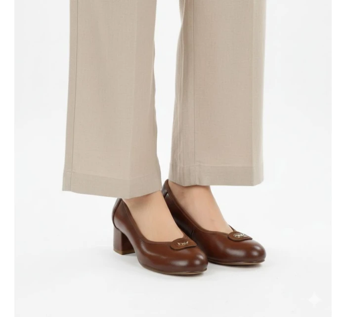 Dámské lodičky na zavazování hnědé model 22015174 - Potocki