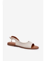 Dámské Sandály Na Plochém Podpatku Béžové model 21698458 - EVENTO Dámské Sandály Na Plochém Podpatku Béžové model 21698458 - EVENTO